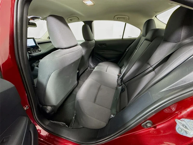 Toyota Corolla !LE FWD!* АвтоКредит* Цена до БГ* , снимка 10 - Автомобили и джипове - 53432832