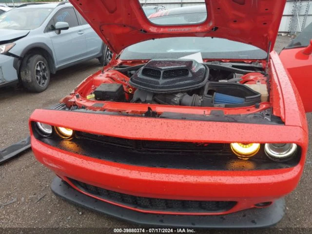 Dodge Challenger 392 HEMI SCAT PACK SHAKER, снимка 2 - Автомобили и джипове - 47664999