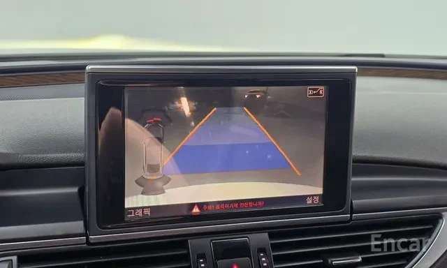 Audi A7 3.0TFSI PRESTIGE* HUD* DISTR* Обдухване, снимка 11 - Автомобили и джипове - 55310057