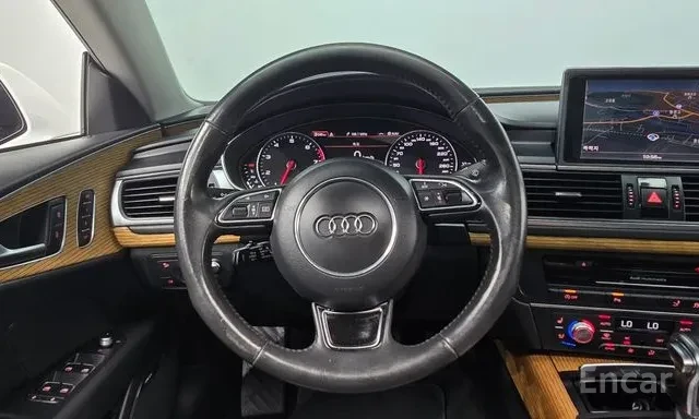 Audi A7 3.0TFSI PRESTIGE* HUD* DISTR* Обдухване, снимка 8 - Автомобили и джипове - 55310057
