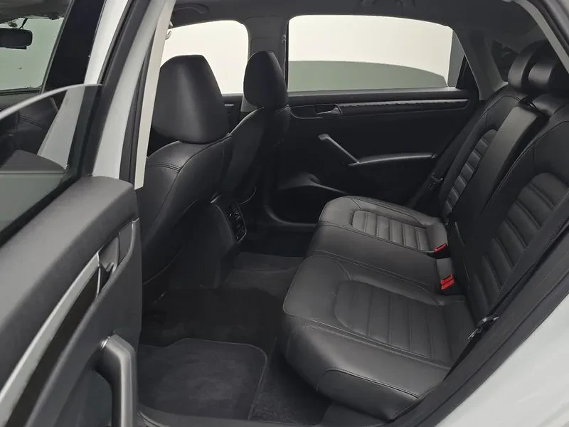 VW Passat 2.0 Tsi | Mobile.bg � ����������� 12