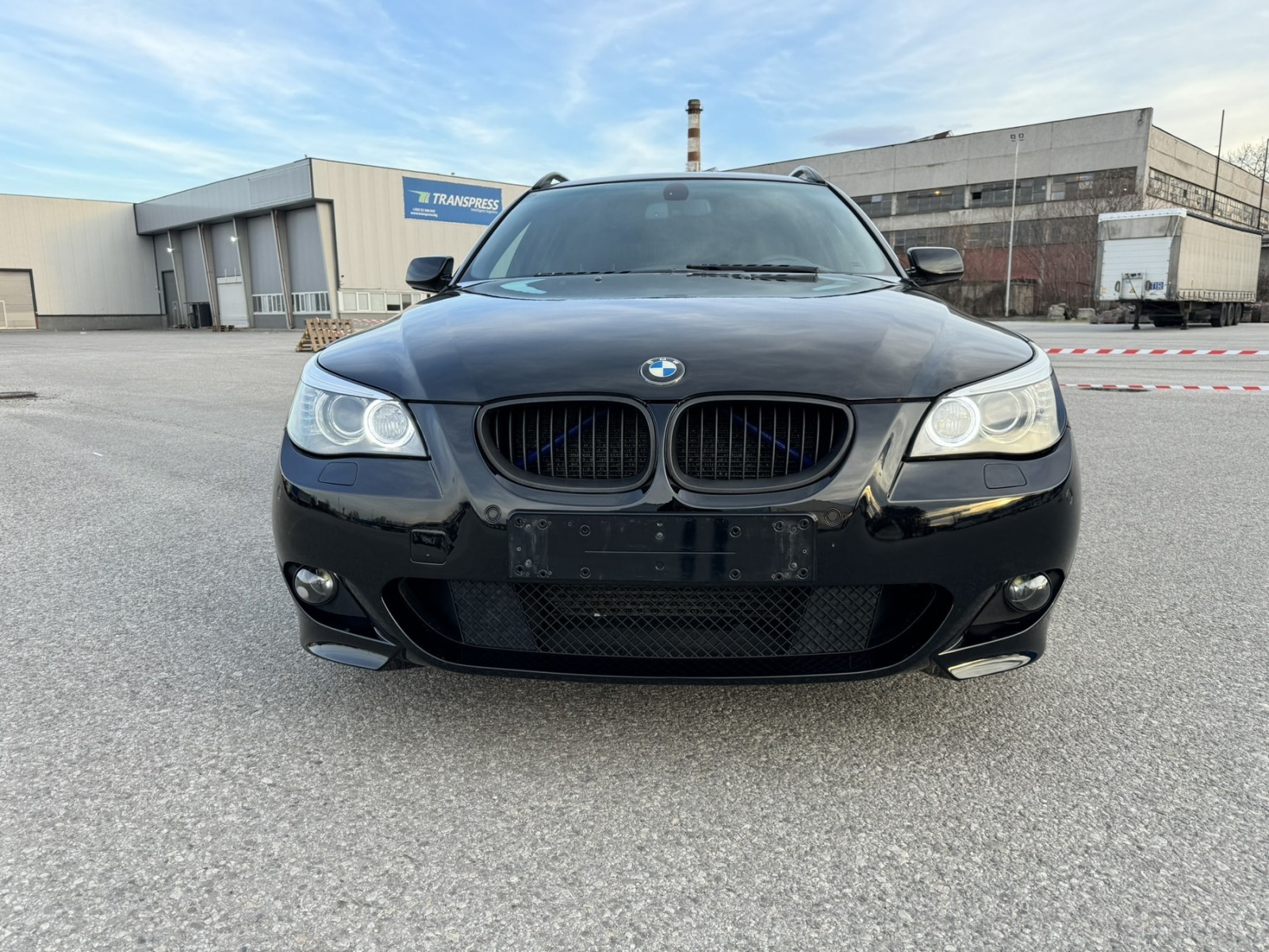 BMW 530 Xdrive M tech Facelift - изображение 1