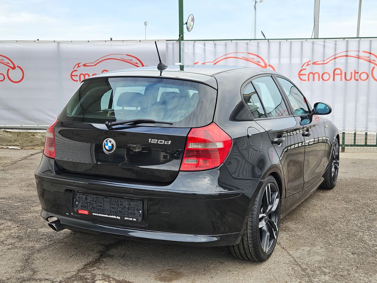 BMW 120 2.0D/177k.c/6ск/КОЖА/КСЕНОН/NAVI/БЛУТУТ/EURO 4/ТОП - изображение 3