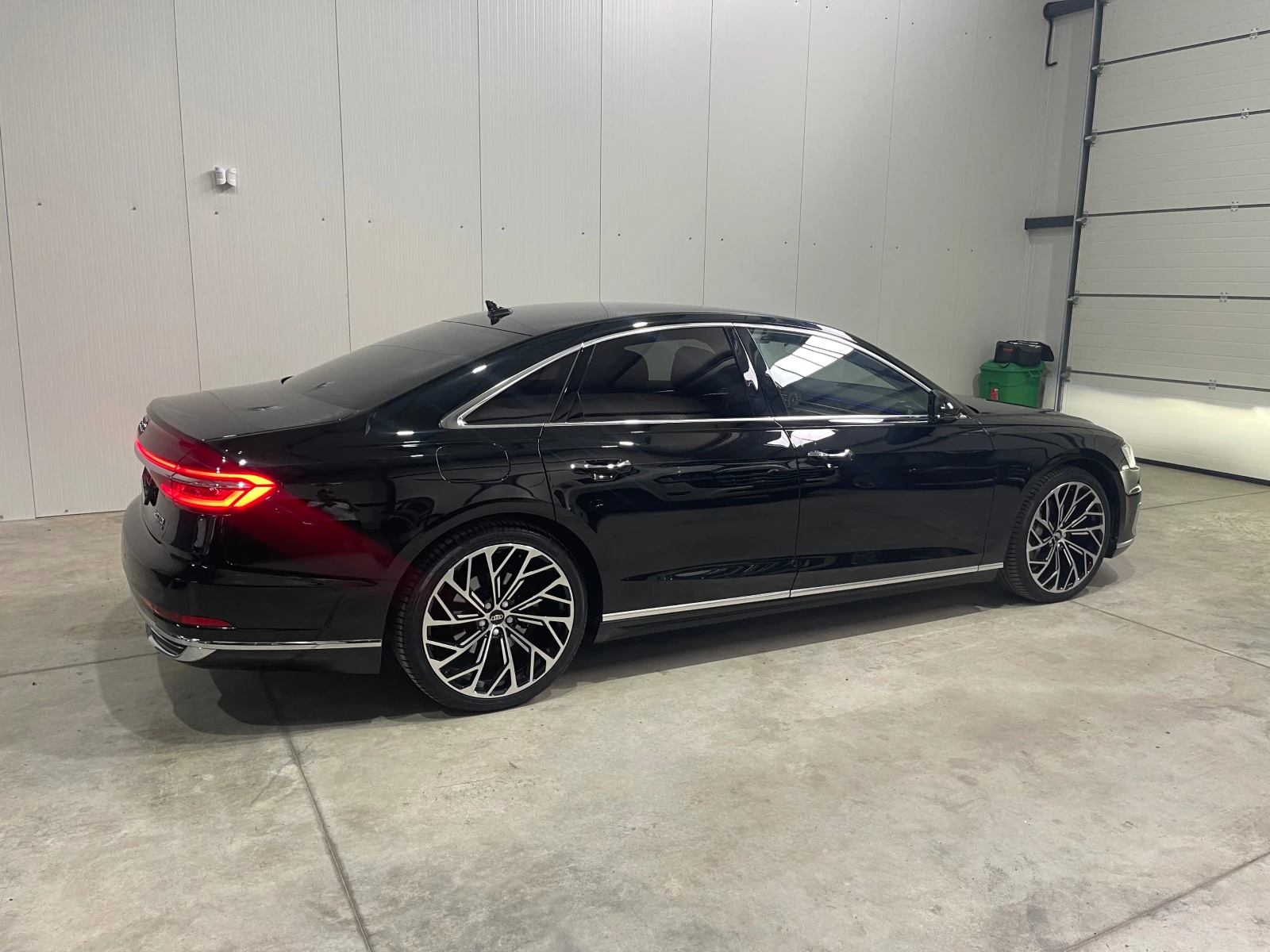 Audi A8 50 TDI QUATTRO ОБЛУЖЕНА ЛИЗИНГ - изображение 6
