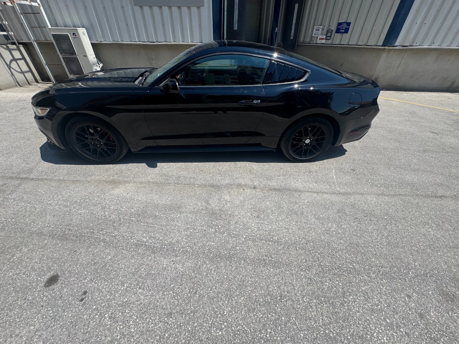 Ford Mustang  - изображение 4