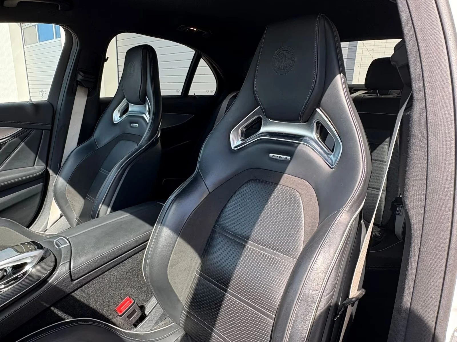 Mercedes-Benz E 63 AMG S/4MATIC+ /612HP/NIGHT-P./BURM/AMGPERF.-SEATS/776f - изображение 7