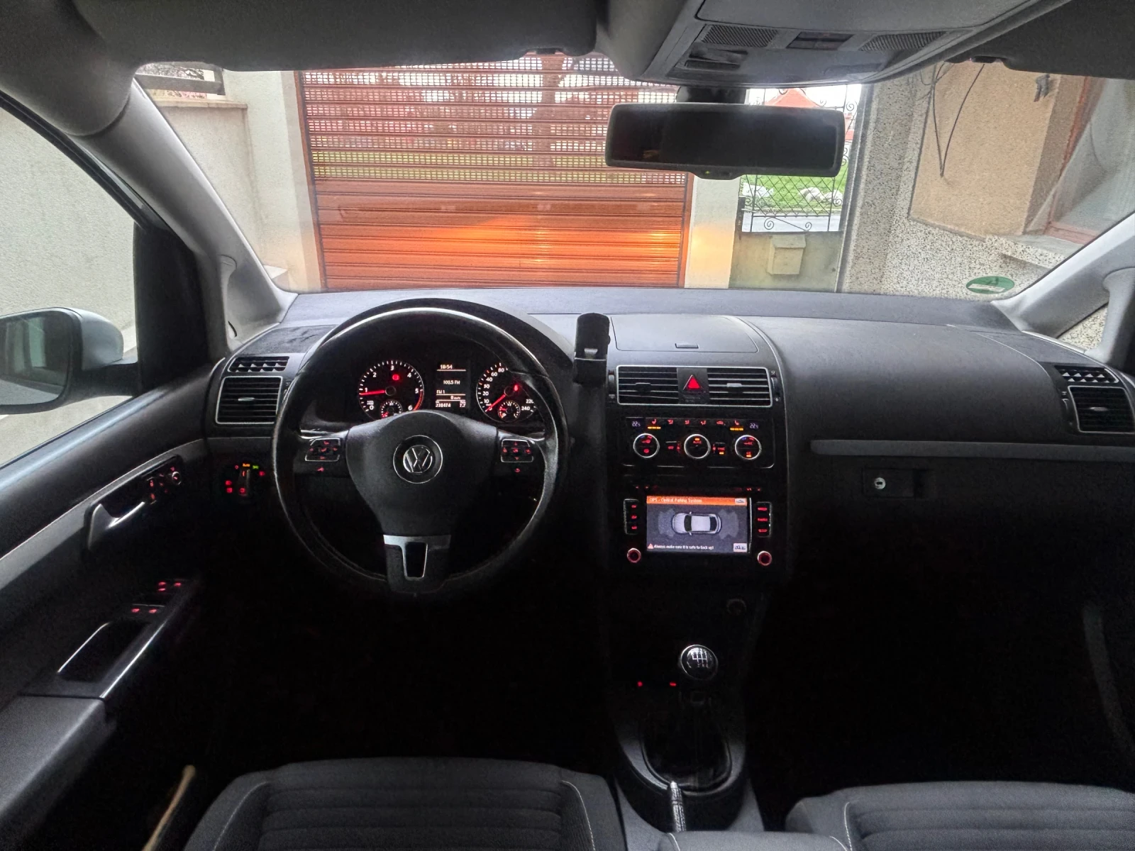 VW Touran 2.0 CUP 7  | Mobile.bg   13