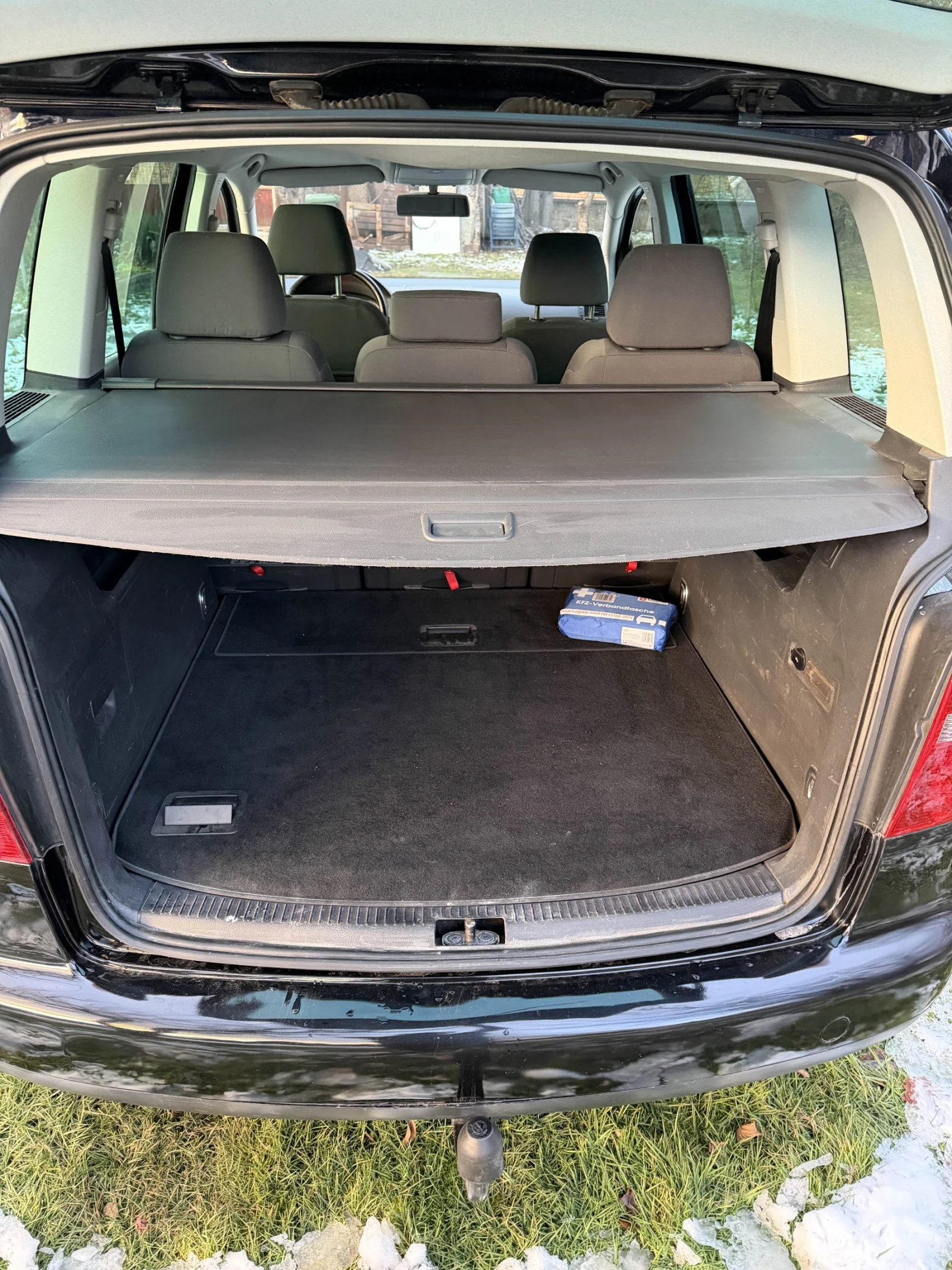 VW Touran 2.0 TDI  - изображение 6