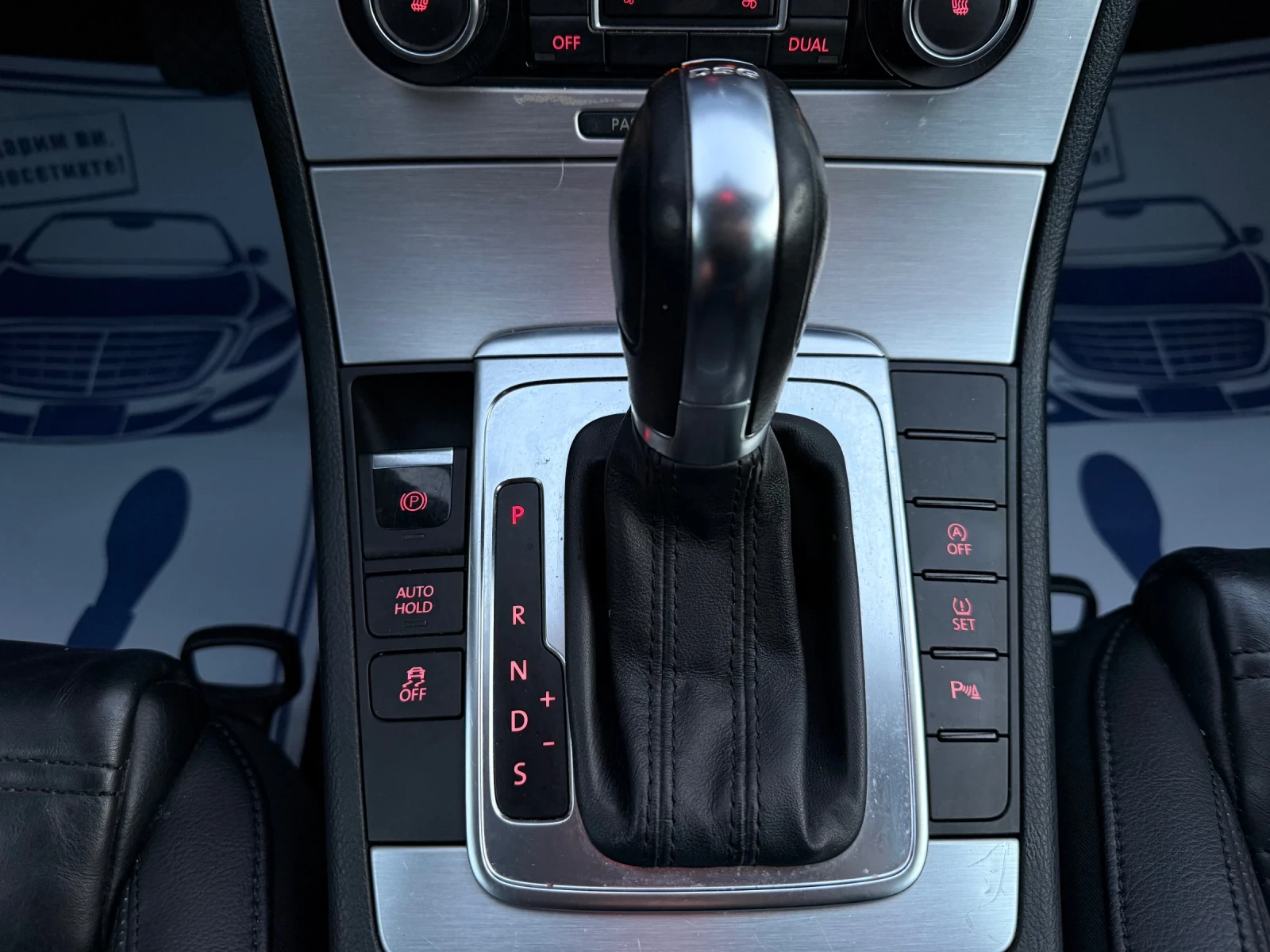 VW Passat 2.0TDI DSG 170кс Перфектен!, снимка 12 - Автомобили и джипове - 53637979