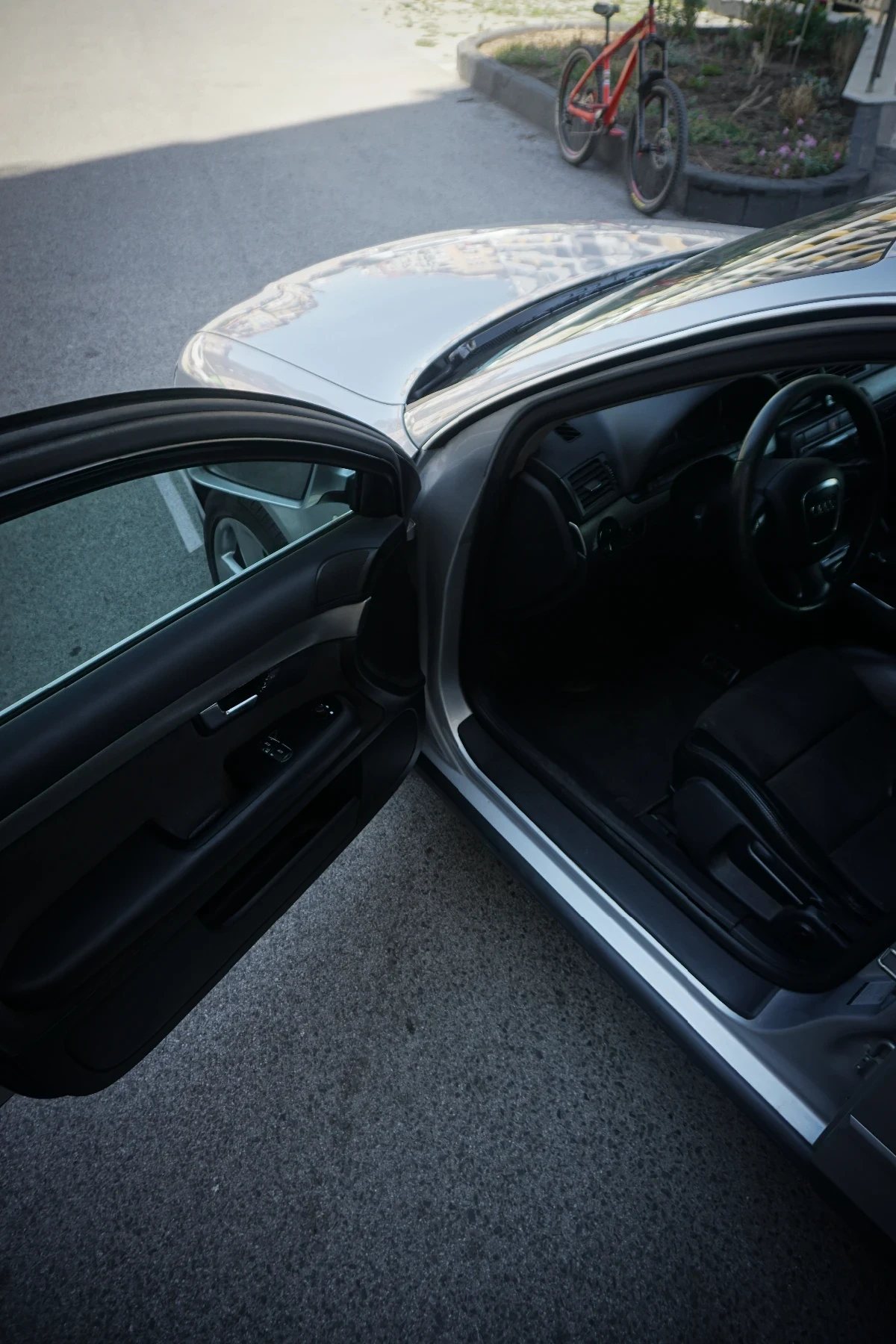 Audi A4 1.8T, Recaro, Подгрев, Bose, снимка 6 - Автомобили и джипове - 53773607