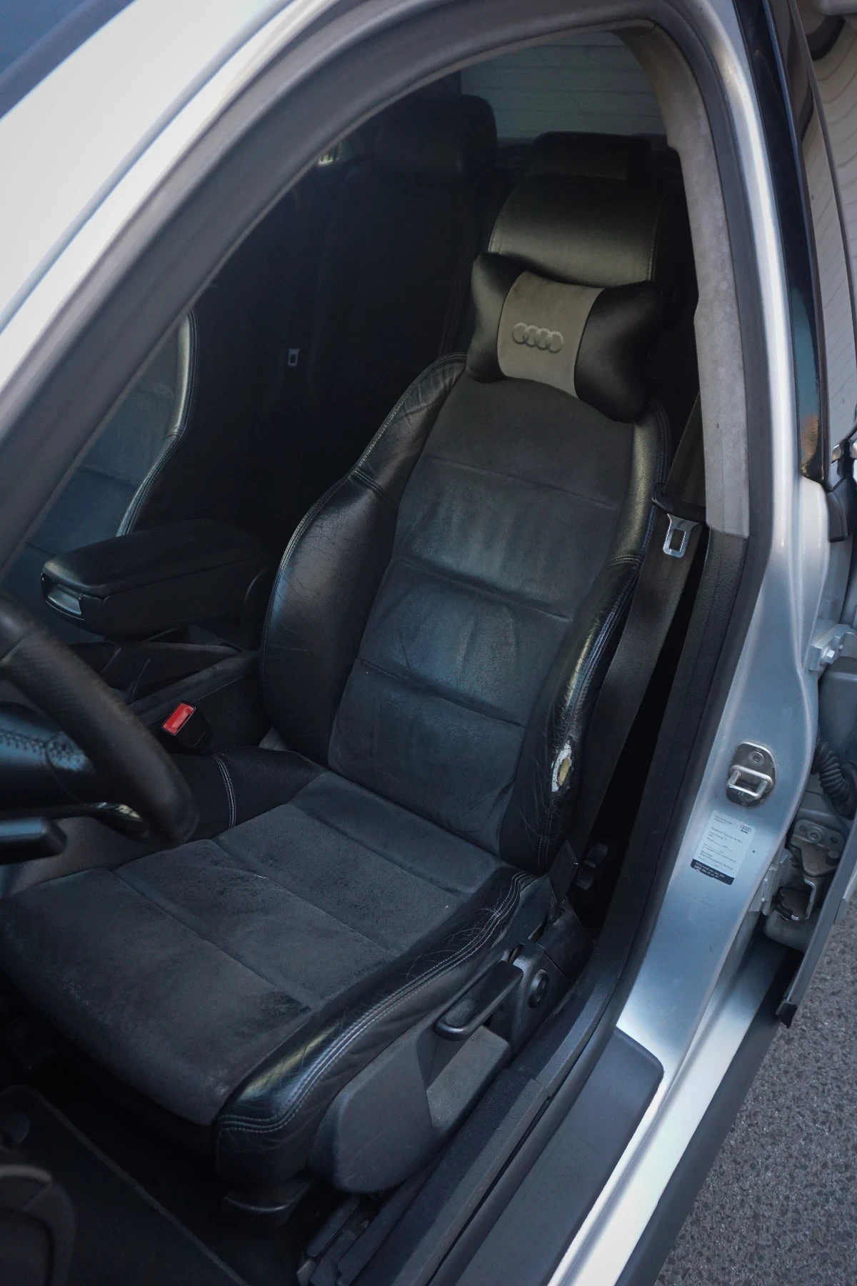 Audi A4 1.8T, Recaro, Подгрев, Bose, снимка 7 - Автомобили и джипове - 53773607