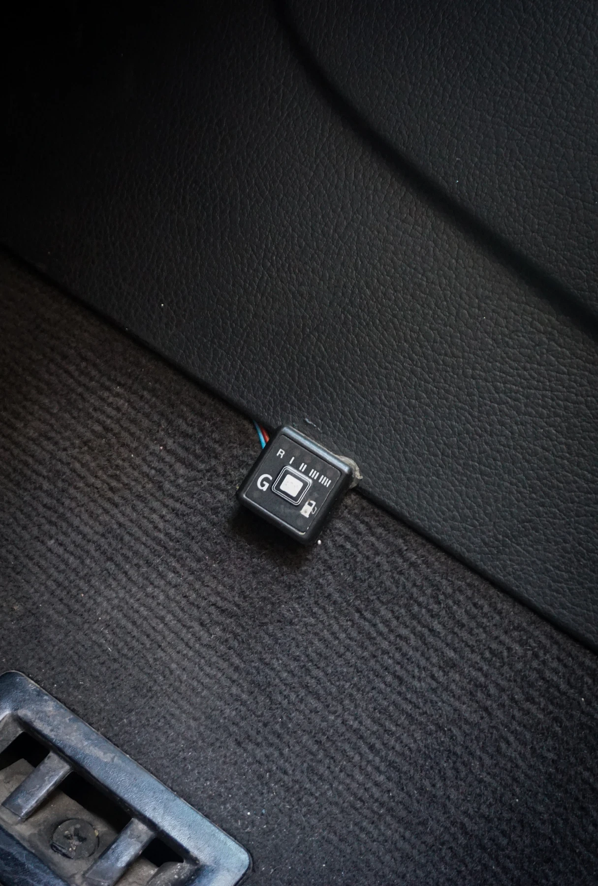 Audi A4 1.8T, Recaro, Подгрев, Bose, снимка 12 - Автомобили и джипове - 53773607