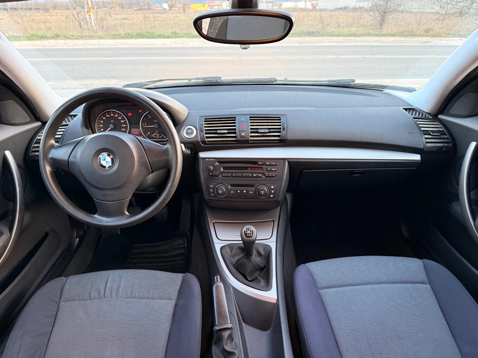 BMW 118 2.0d 6ск ЛИЗИНГ, снимка 11 - Автомобили и джипове - 53818567
