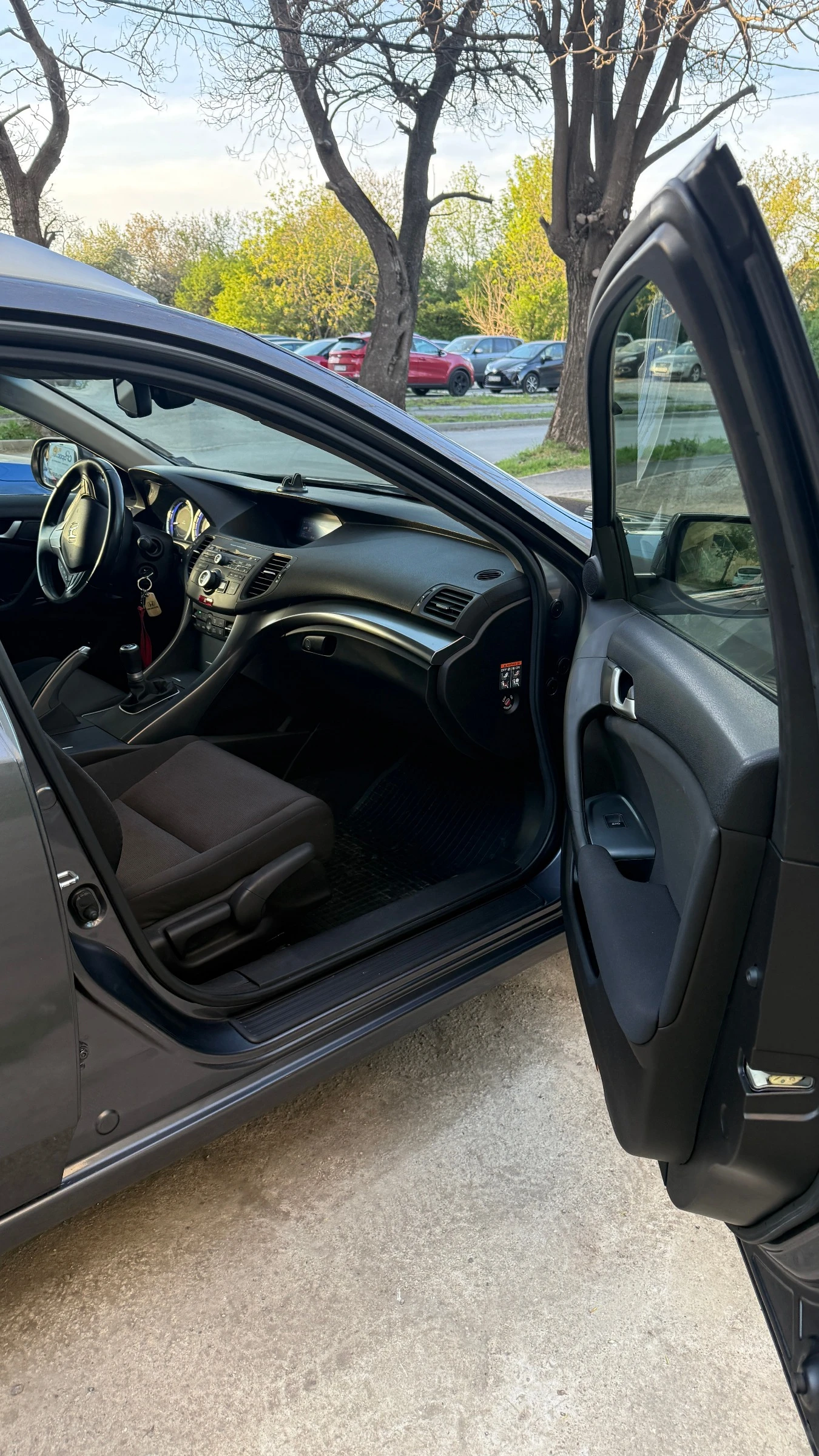 Honda Accord Tourer, 2.0 i-VTEC Facelift   , снимка 11 - Автомобили и джипове - 54376305
