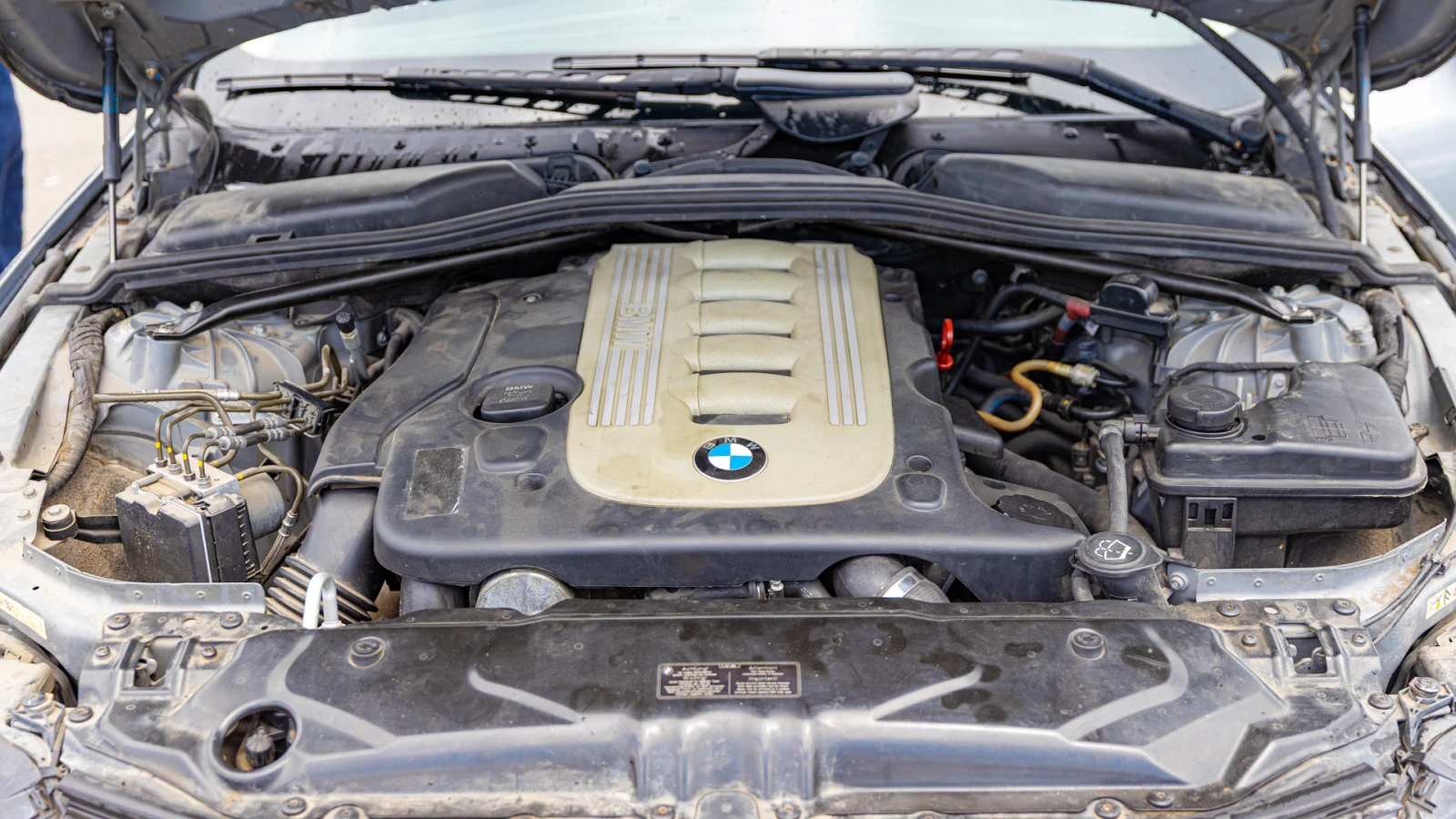 BMW 525 e61, снимка 7 - Автомобили и джипове - 54659061