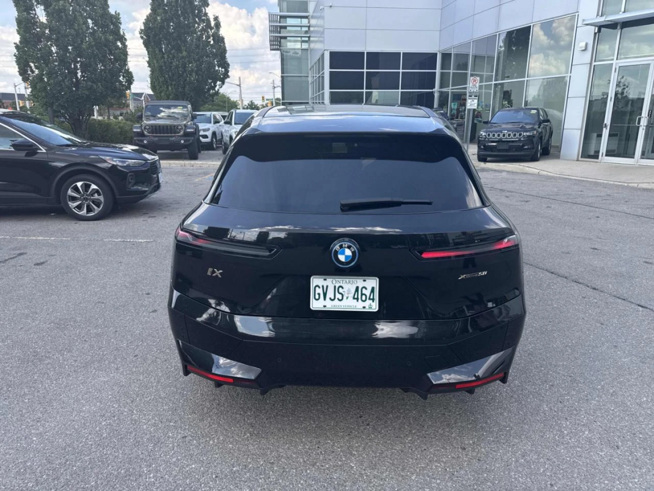 BMW iX M-pkg| Laser| 360| Harman/Kardon| Обдух, снимка 4 - Автомобили и джипове - 55250041