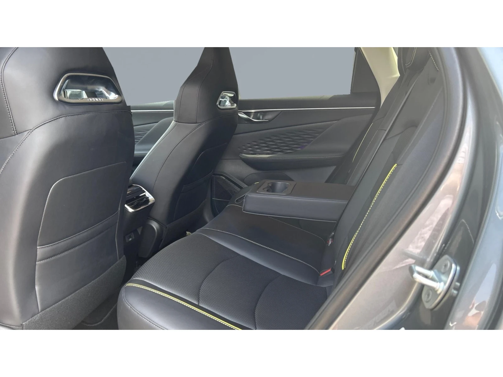 BAIC X55 ПРОМО ЦЕНА. Топ ниво LV4, Месечна вноска от 340  , снимка 11 - Автомобили и джипове - 55485720