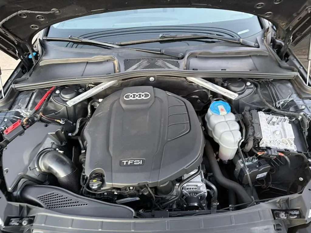 Audi A4 Premium, снимка 8 - Автомобили и джипове - 55510156