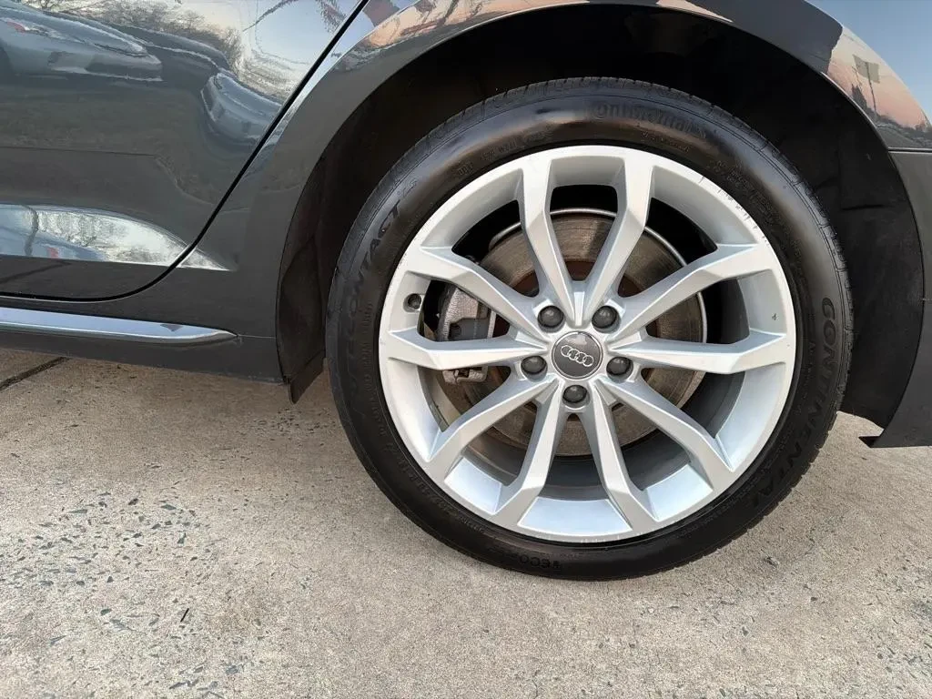 Audi A4 Premium, снимка 9 - Автомобили и джипове - 55510156