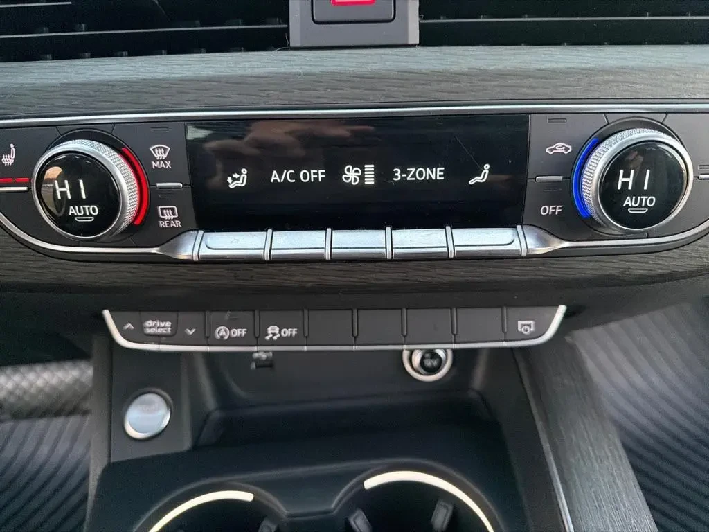 Audi A4 Premium, снимка 17 - Автомобили и джипове - 55510156