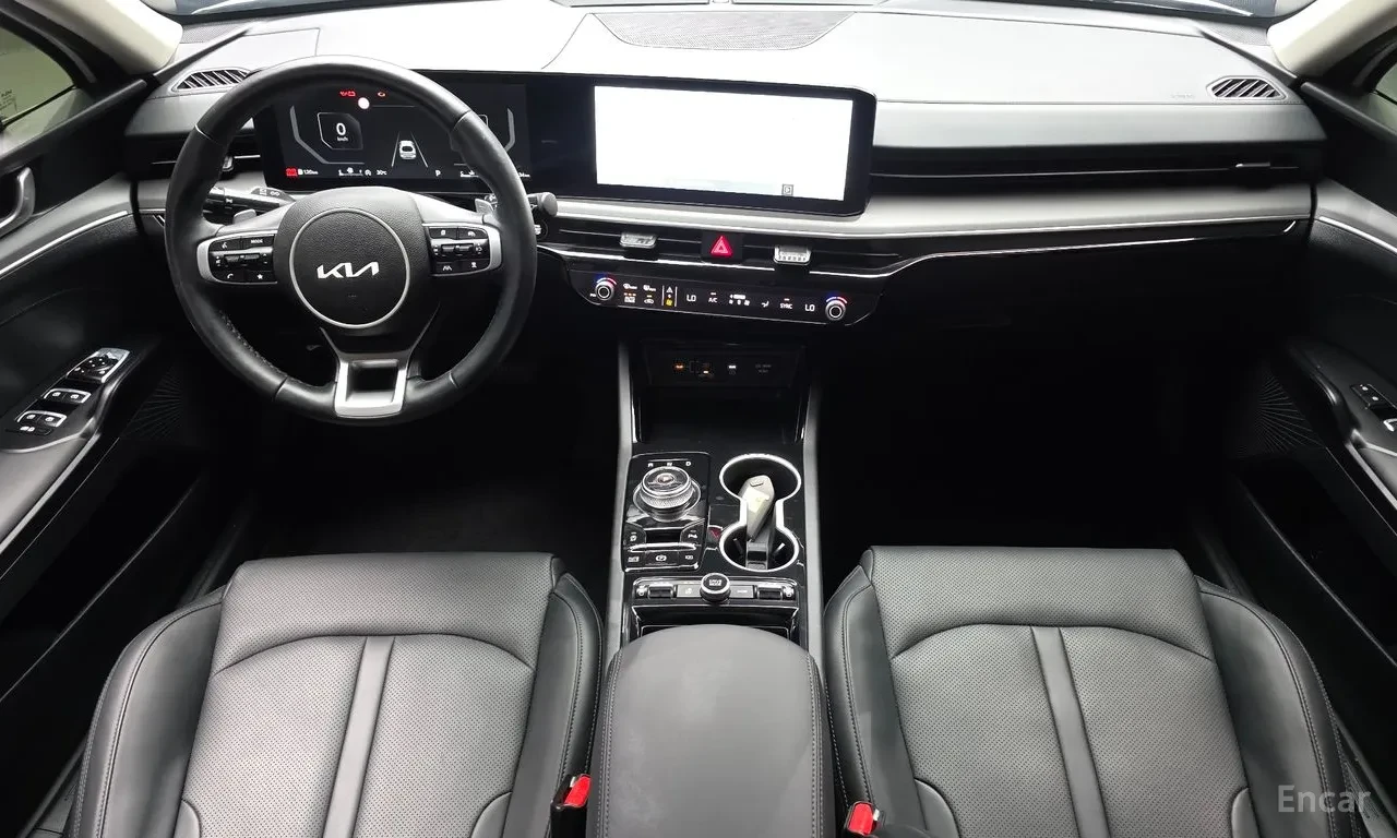 Kia K5 2.0* PRESTIGE* ПОДГРЕВ* ОБДУХВАНЕ* КАМЕРА* КЕЙЛЕС*, снимка 7 - Автомобили и джипове - 55709276