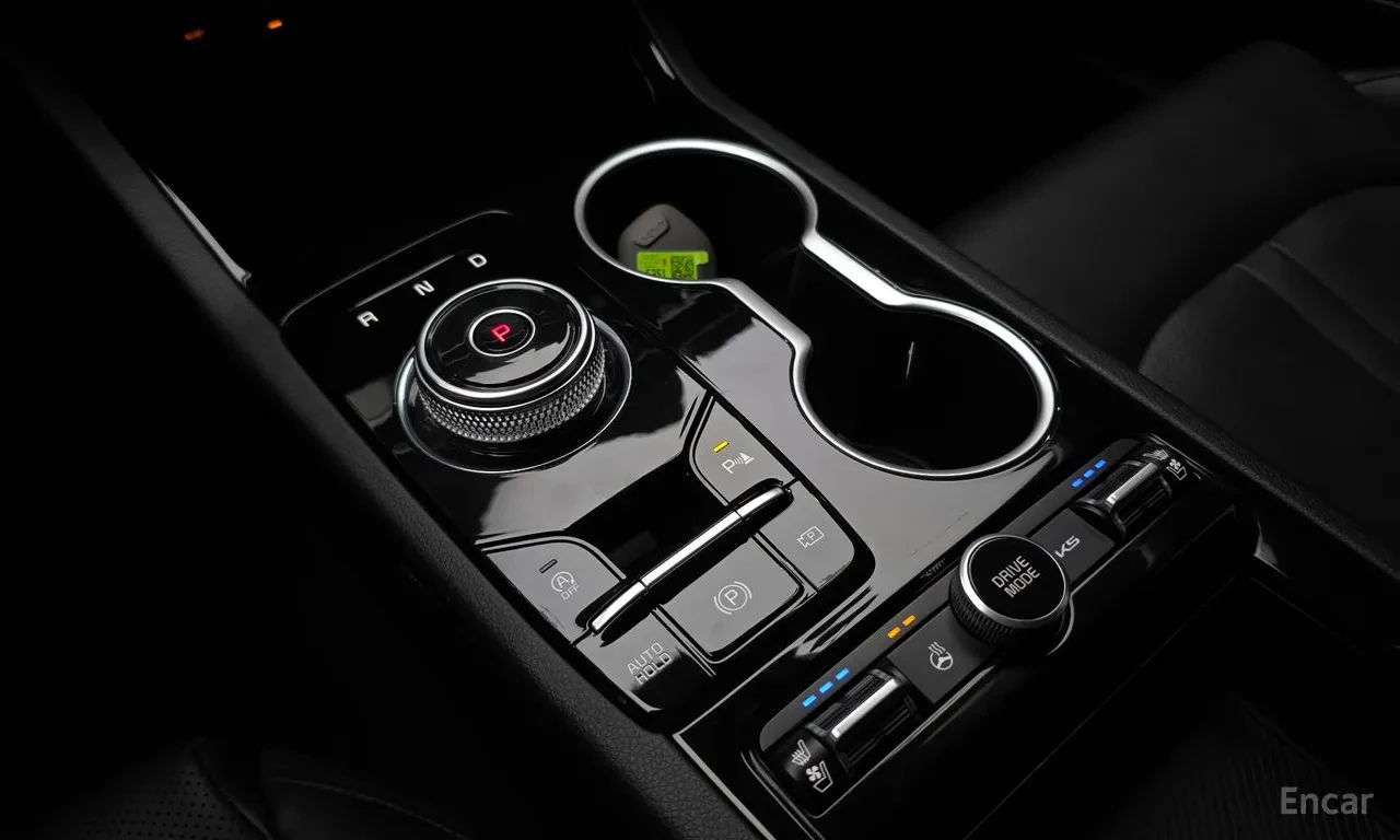 Kia K5 2.0* PRESTIGE* ПОДГРЕВ* ОБДУХВАНЕ* КАМЕРА* КЕЙЛЕС*, снимка 10 - Автомобили и джипове - 55709276
