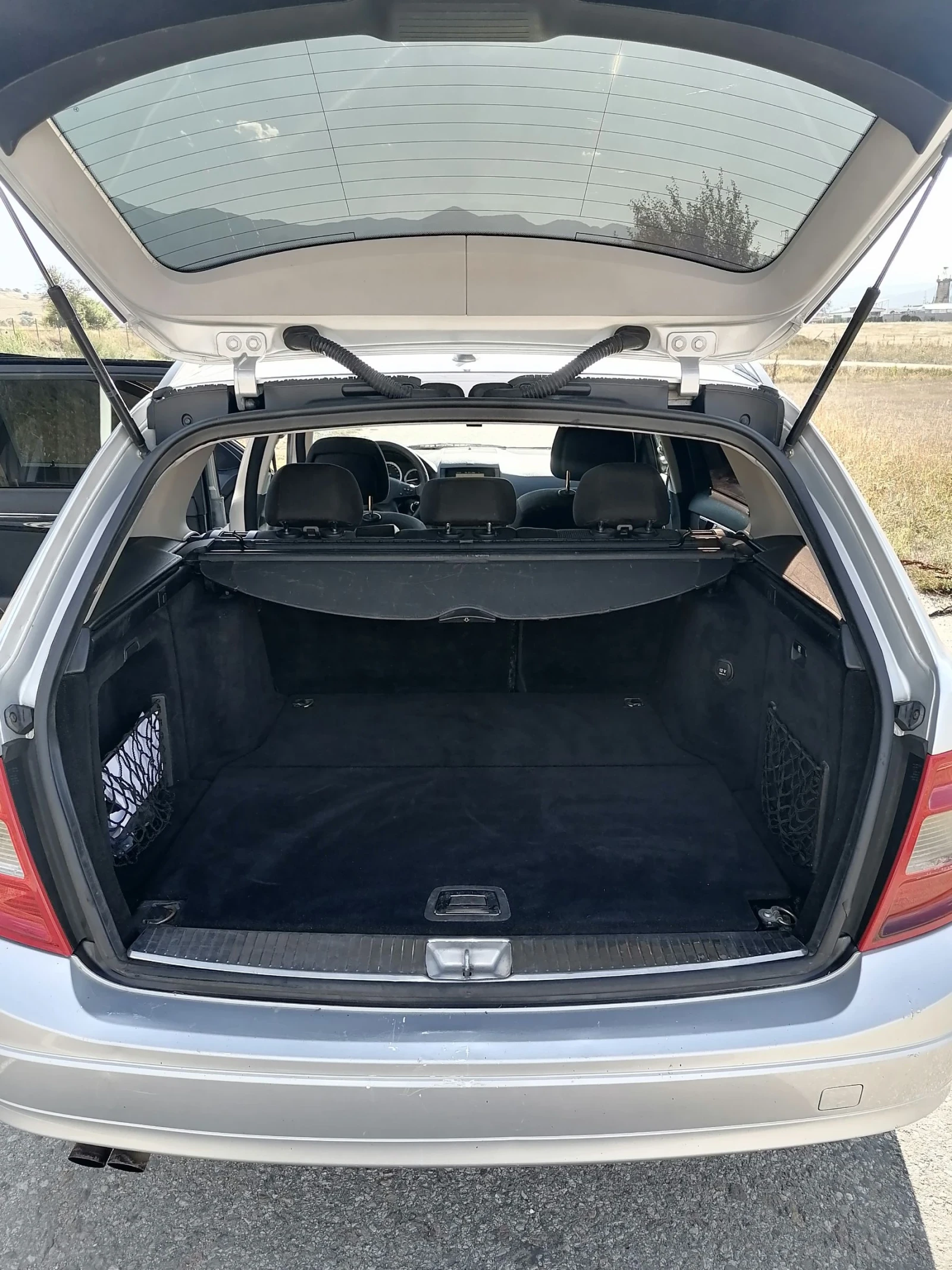 Mercedes-Benz C 200 Avangarde/Navi/Klima, снимка 12 - Автомобили и джипове - 55841919