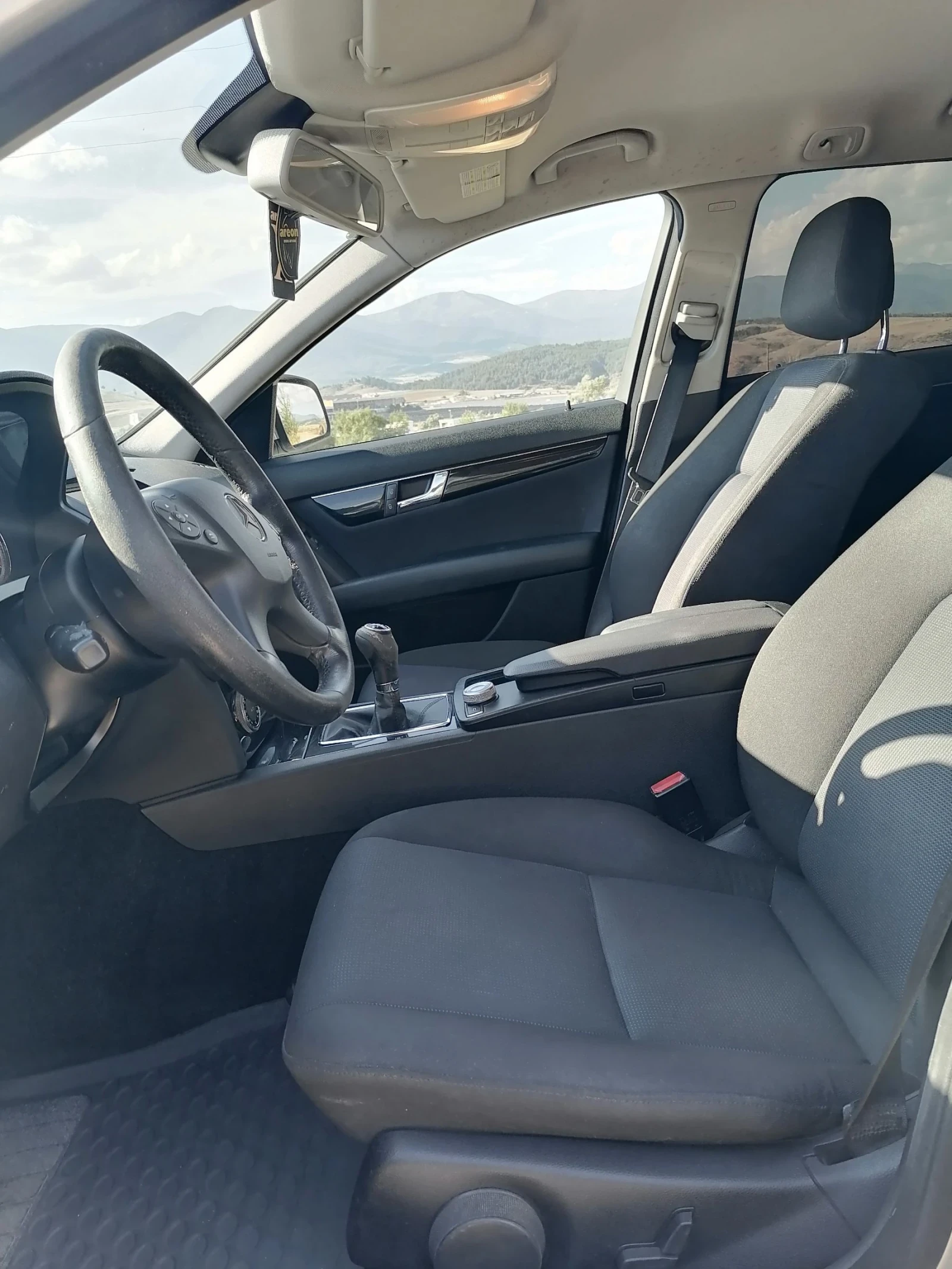 Mercedes-Benz C 200 Avangarde/Navi/Klima, снимка 10 - Автомобили и джипове - 55841919