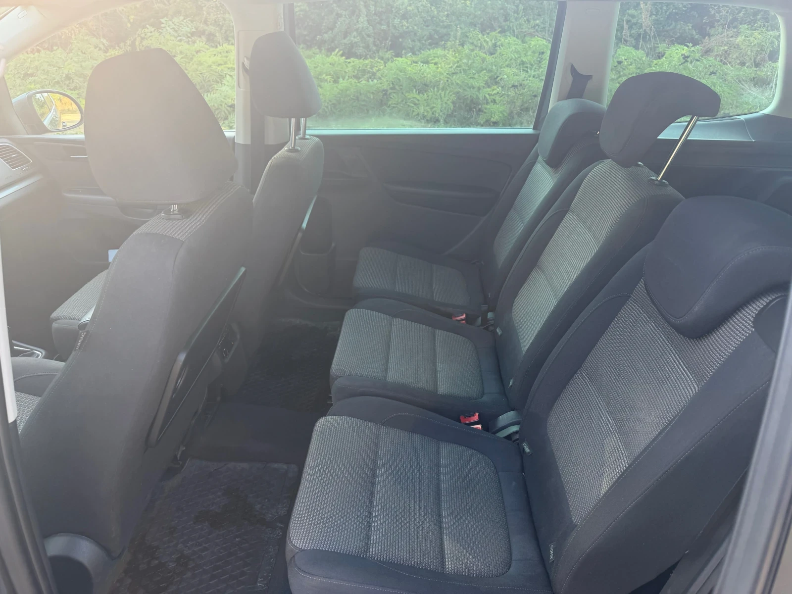 VW Sharan 2.0 Tdi, снимка 8 - Автомобили и джипове - 56069755