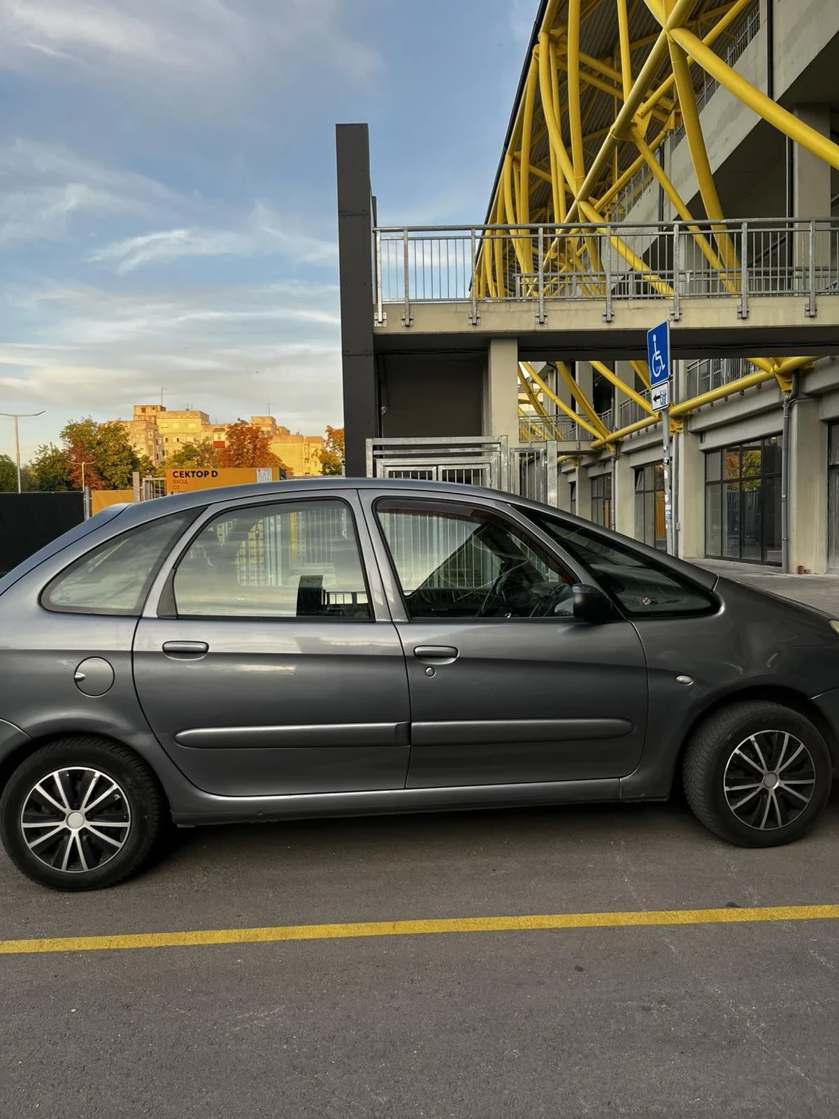 Citroen Xsara picasso, снимка 5 - Автомобили и джипове - 56215877