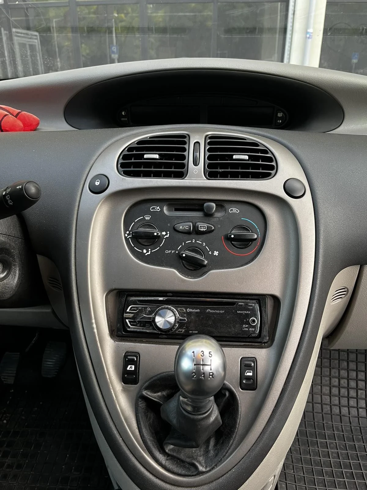 Citroen Xsara picasso, снимка 3 - Автомобили и джипове - 56215877