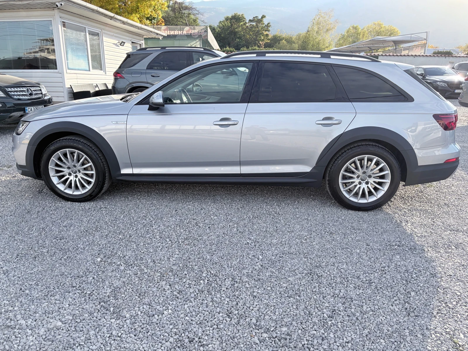 Audi A4 Allroad 2.0TFSI QUATTRO , снимка 8 - Автомобили и джипове - 56436910