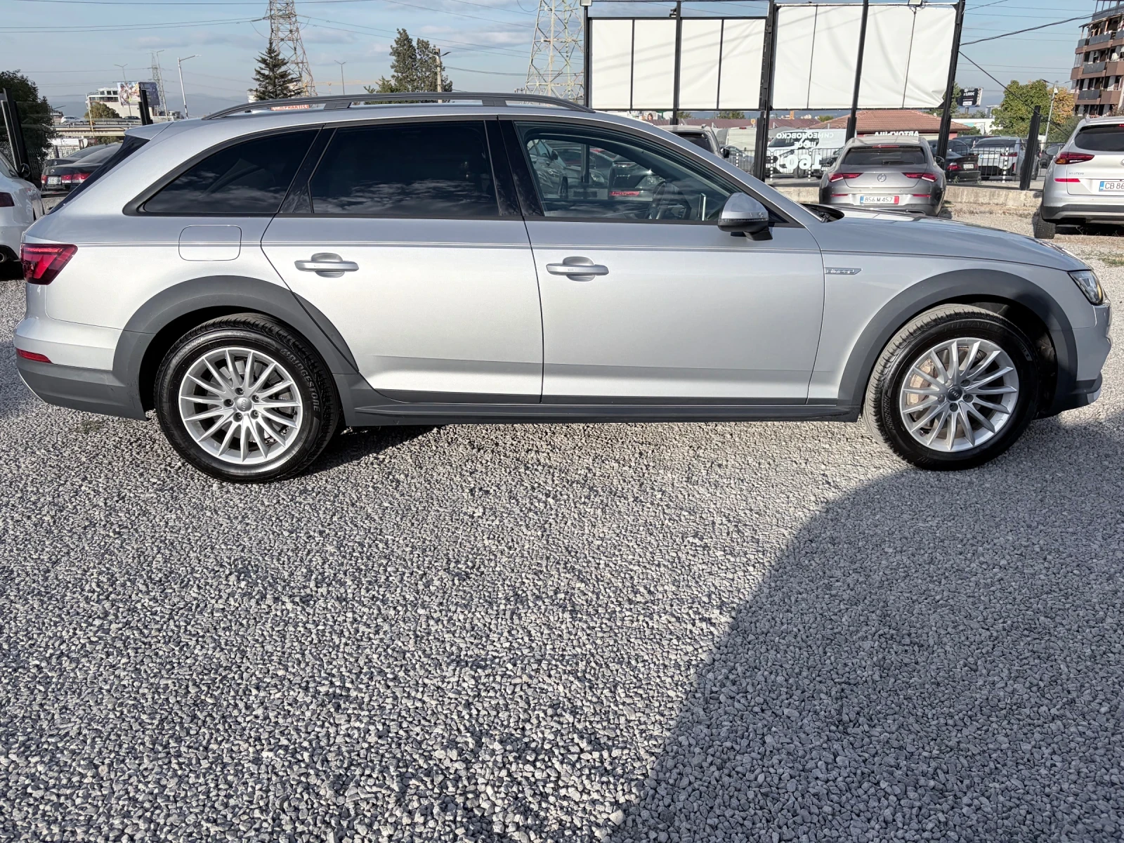 Audi A4 Allroad 2.0TFSI QUATTRO , снимка 4 - Автомобили и джипове - 56436910