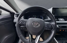 Toyota Rav4 HYBRID/218HP/RWD/360/KLESS/VCONTROL/CARPLAY/321f - 60499 лв. - 83583966 13