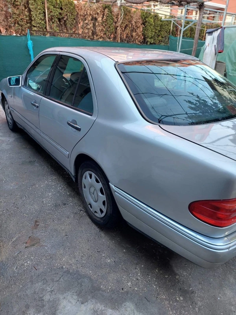 Mercedes-Benz 250, снимка 8 - Автомобили и джипове - 47158471