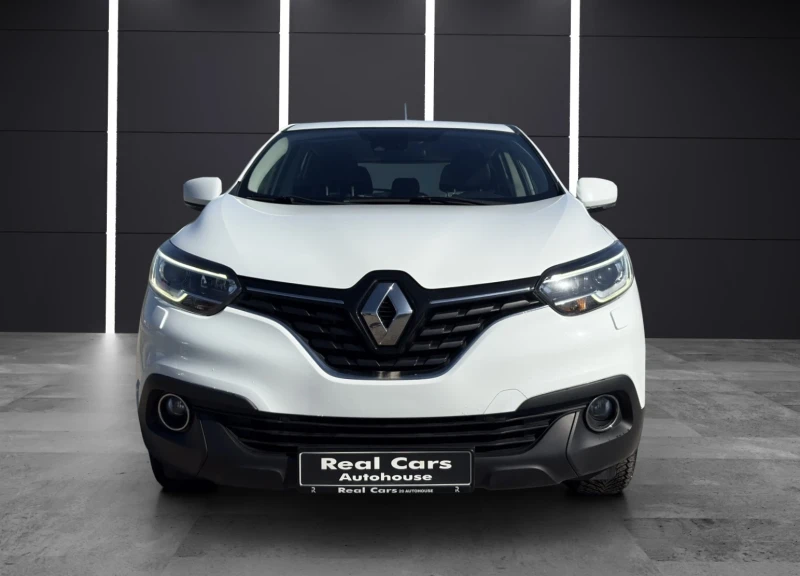 Renault Kadjar 1.6DCI* 4X4* KEYLESS* , снимка 2 - Автомобили и джипове - 51531318