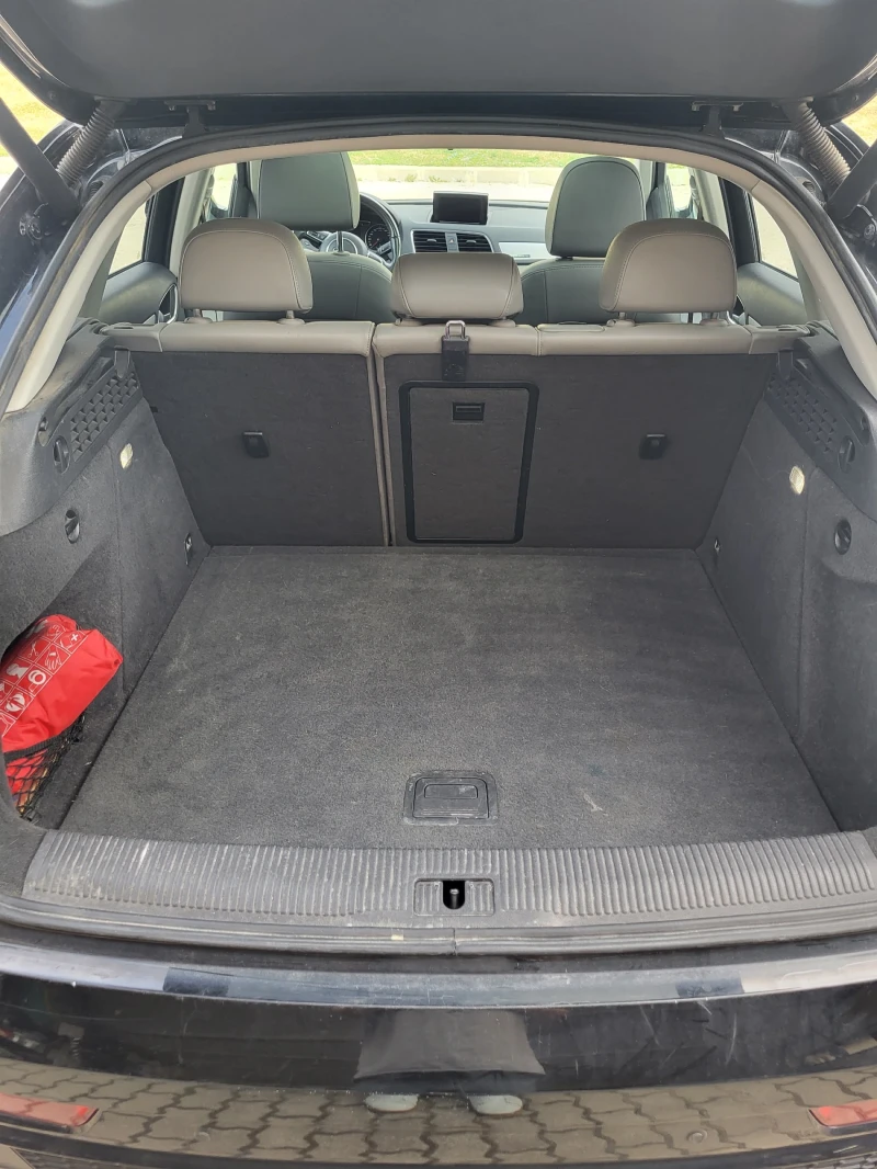 Audi Q3 2.0 TFSI, снимка 6 - Автомобили и джипове - 52657148