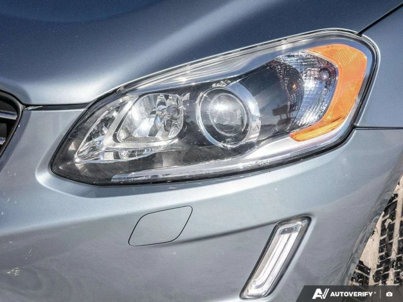 Volvo XC60 * ПОДГРЕВ * ПАНОРАМА * OT ПРЕДСТАВИТЕЛСТВО, снимка 3 - Автомобили и джипове - 53339478