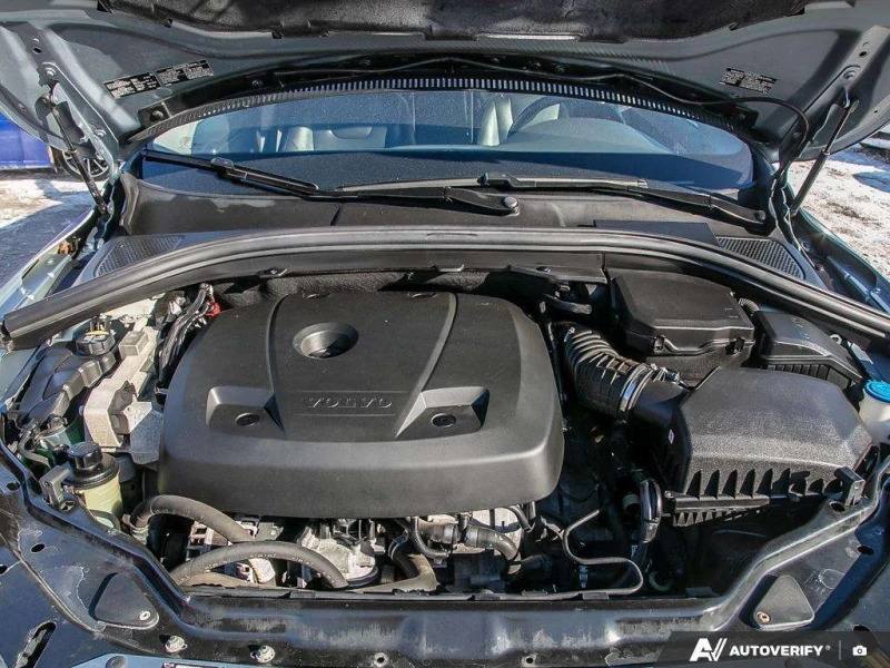 Volvo XC60 * ПОДГРЕВ * ПАНОРАМА * OT ПРЕДСТАВИТЕЛСТВО, снимка 9 - Автомобили и джипове - 53339478