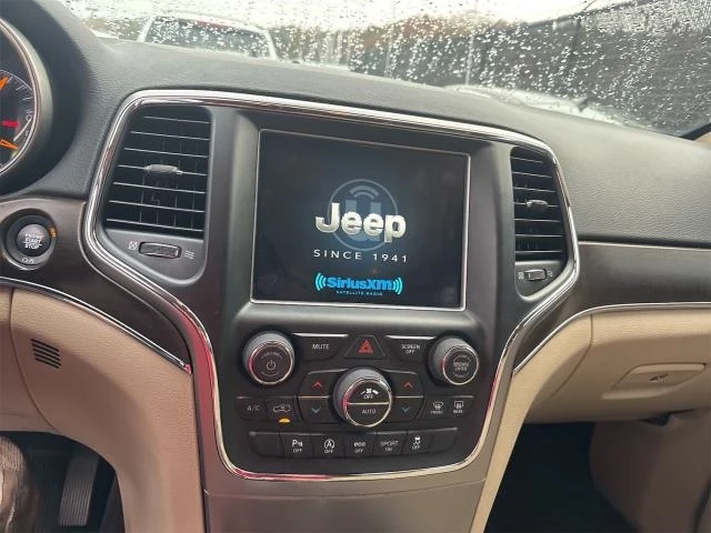 Jeep Grand cherokee LIMITED* КАМЕРИ* КОЖА* CARPLAY - изображение 10