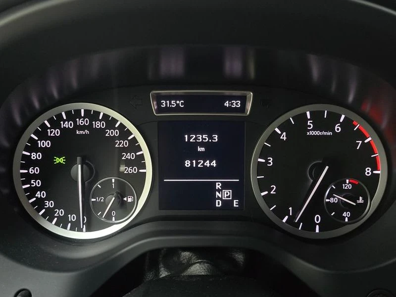 Infiniti Q30 2.0 270920 Automatic, снимка 9 - Автомобили и джипове - 55597580