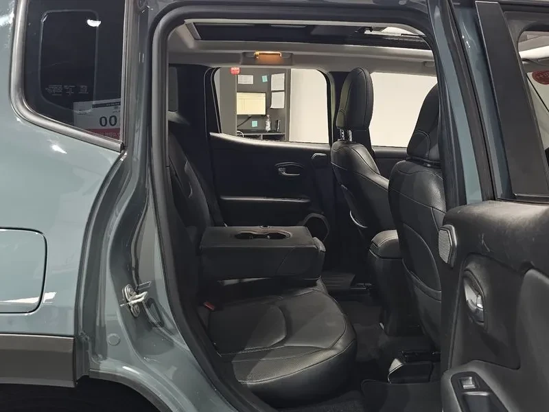 Jeep Renegade LIMITED AWD, снимка 11 - Автомобили и джипове - 55702246