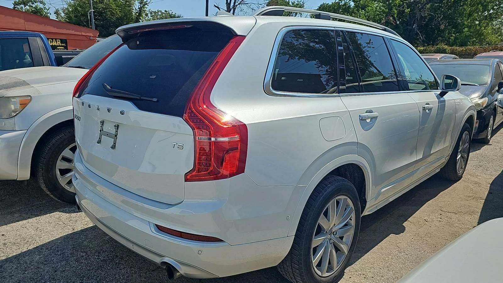 Volvo Xc90 Momentum 7-Passenger - изображение 4