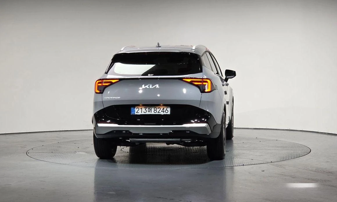 Kia Sportage Gasoline 1.6 Turbo 2WD Signature - изображение 4