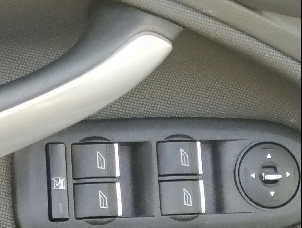 Ford Kuga 4x4 Auto БАРТЕР - изображение 6