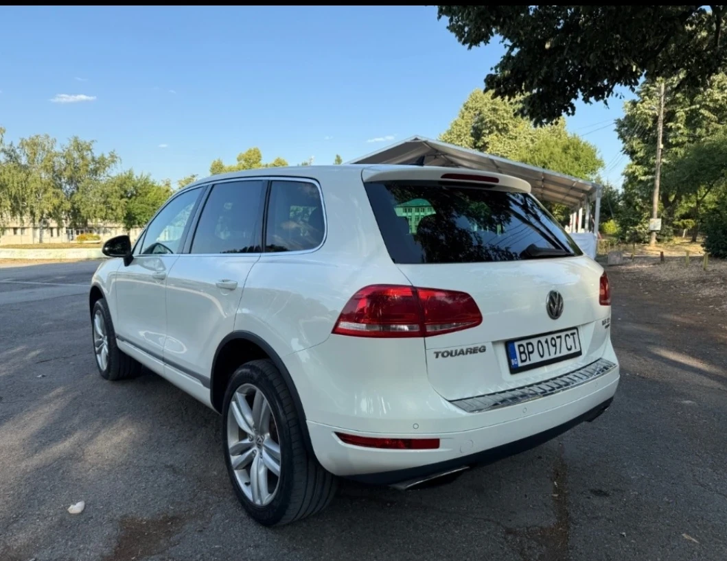 VW Touareg, снимка 7 - Автомобили и джипове - 54382128