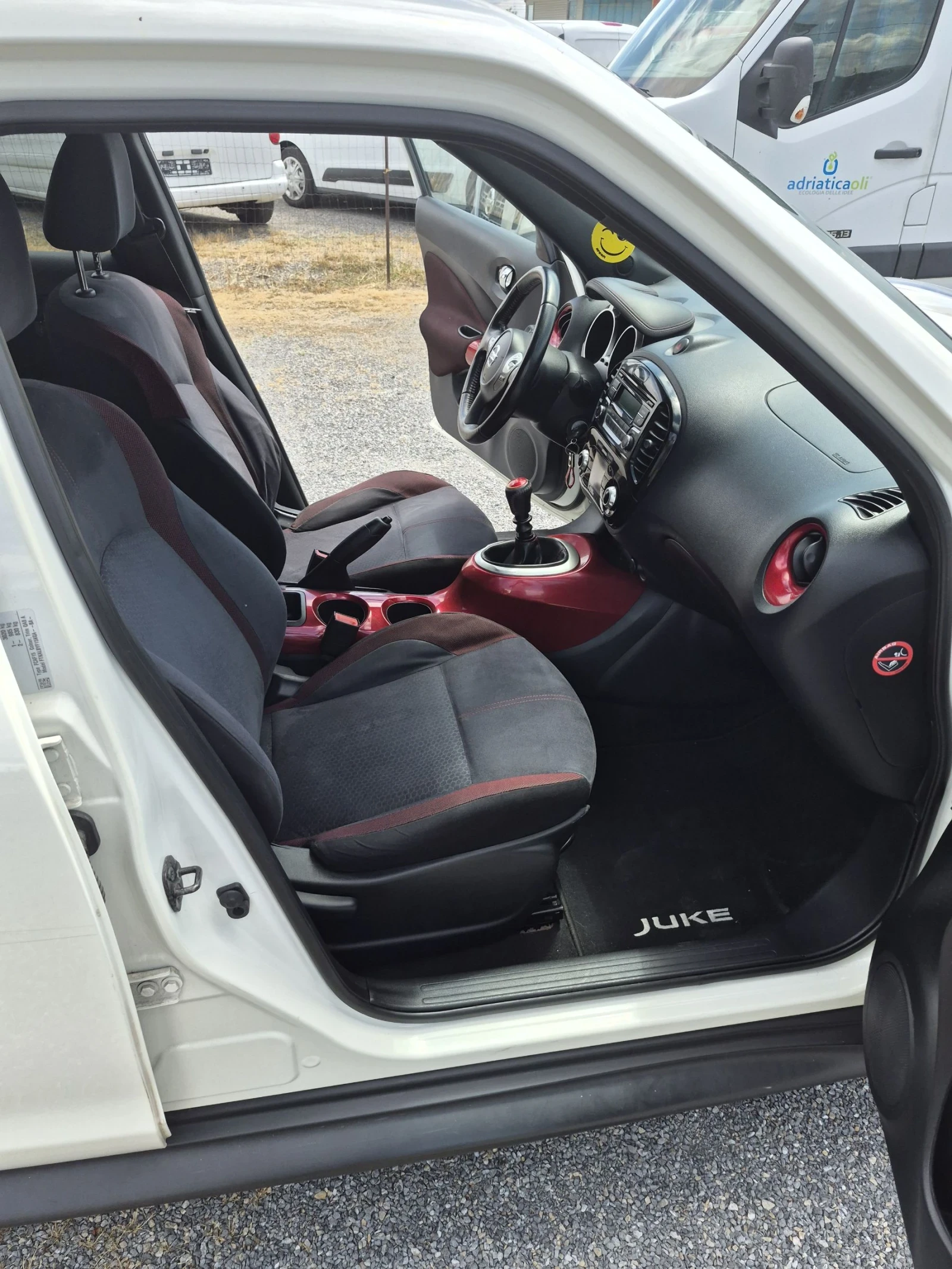 Nissan Juke 1.5 DCI Evro 5 Feislift, снимка 11 - Автомобили и джипове - 54664369