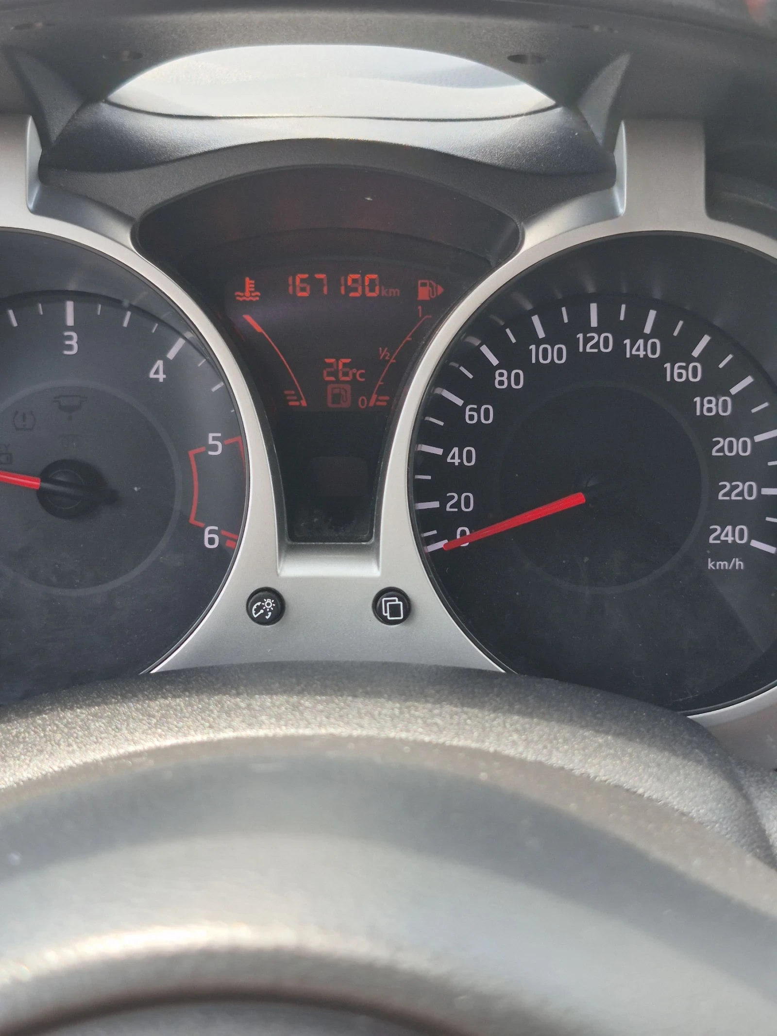 Nissan Juke 1.5 DCI Evro 5 Feislift, снимка 14 - Автомобили и джипове - 54664369
