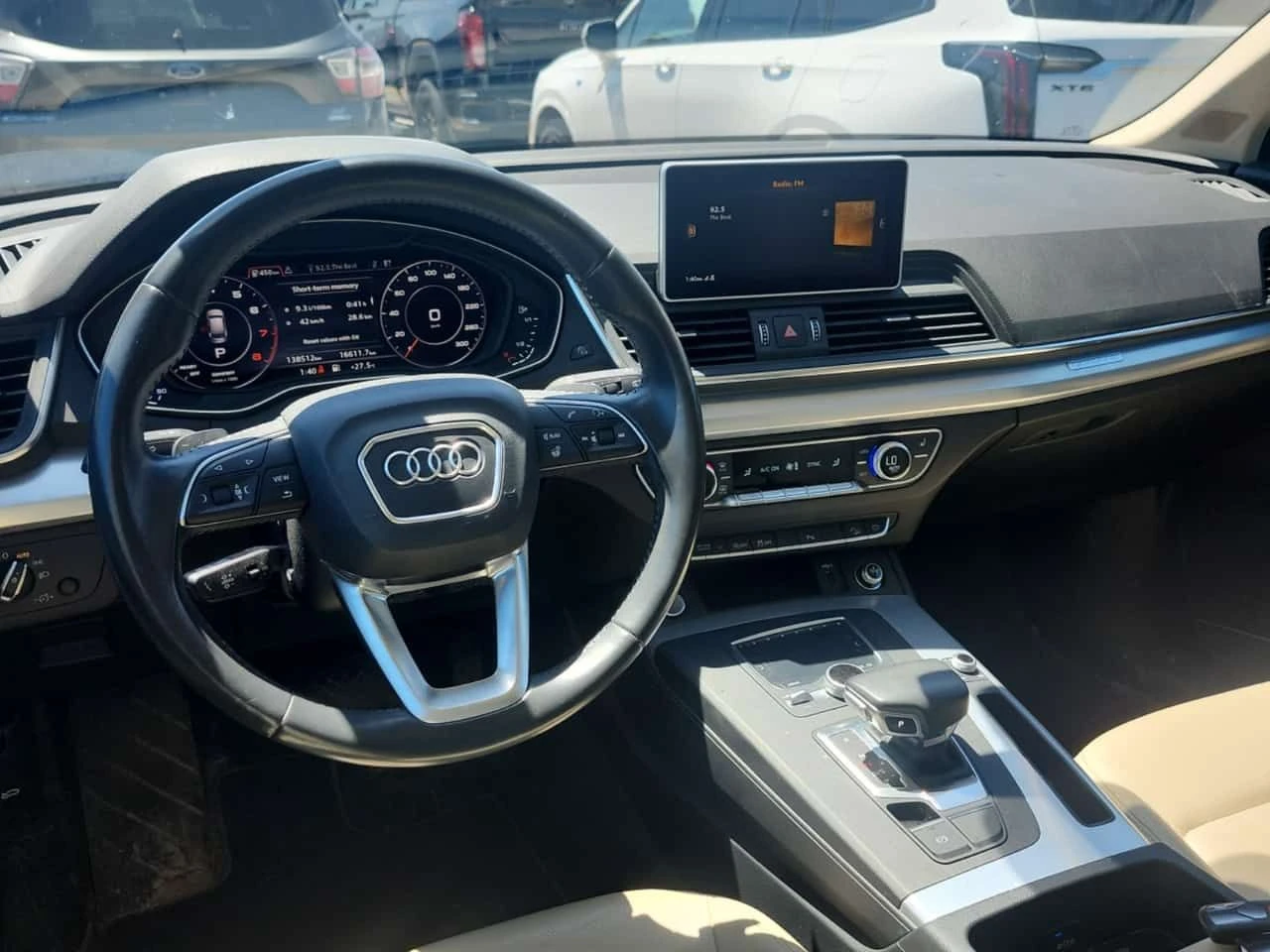 Audi Q5  3.0T TECHNIK | DISTRONIC | 360 | PANO , снимка 9 - Автомобили и джипове - 54835071