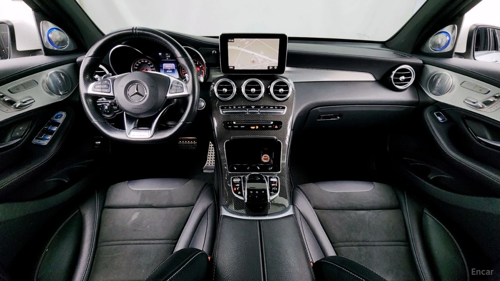 Mercedes-Benz GLC 63 AMG S* 4MATIC* DISTRONIC* ПОДГРЕВ* 360* КАМЕРА* , снимка 5 - Автомобили и джипове - 55464572